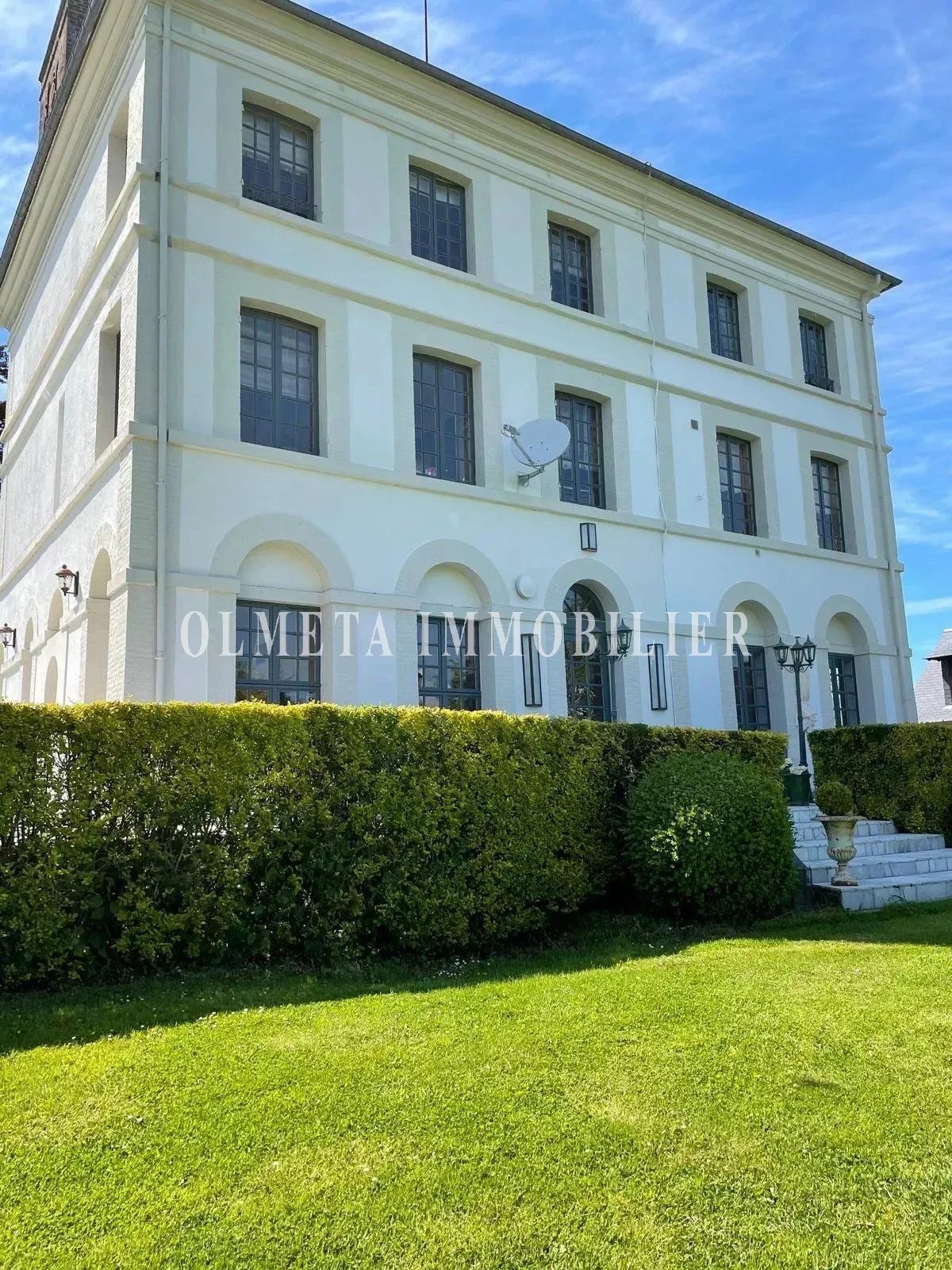 PROCHE DEAUVILLE – DOMAINE D’EXCEPTION « le lieu athan »