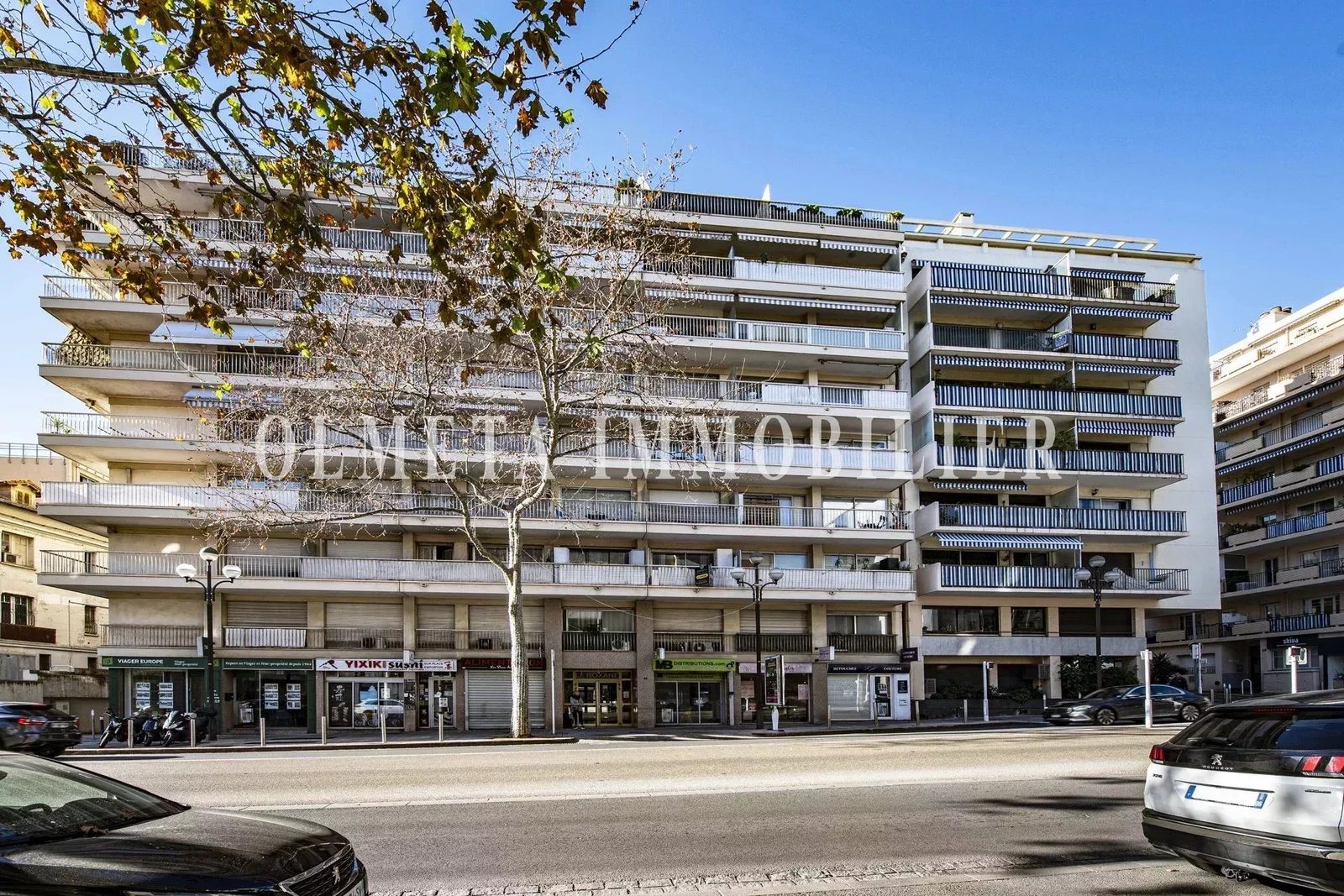BELLE APPARTEMENT DE 64m² A CANNES