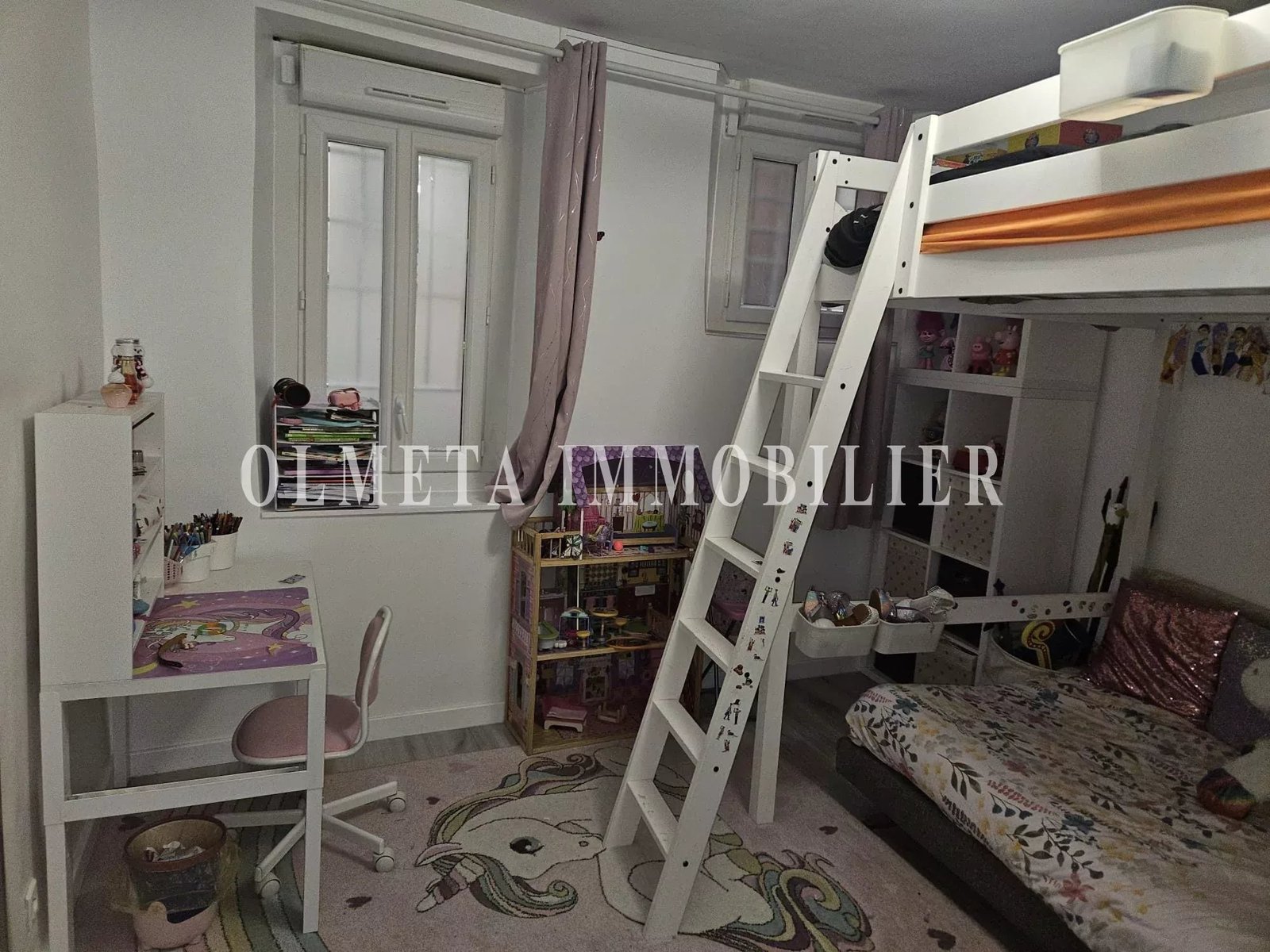 “Charme d’époque rue Longue – 3P meublé cœur historique Menton”